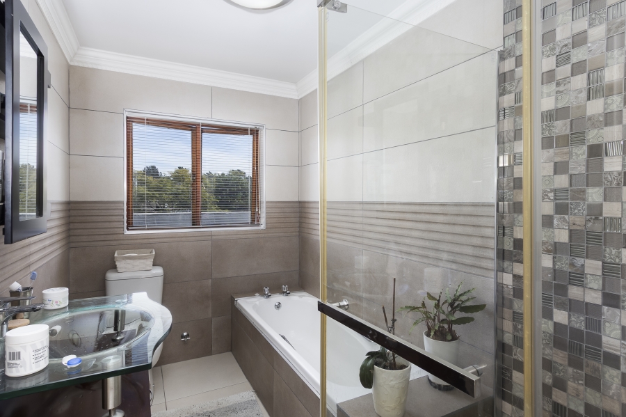 4 Bedroom Property for Sale in Steynsrust Western Cape